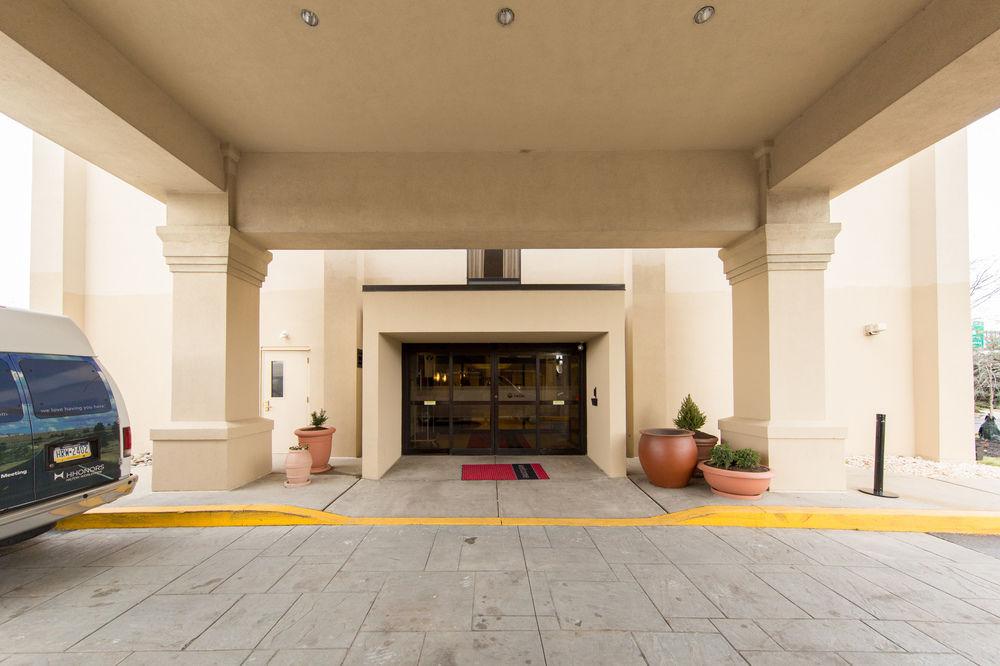 Hampton Inn Plymouth Meeting Bagian luar foto