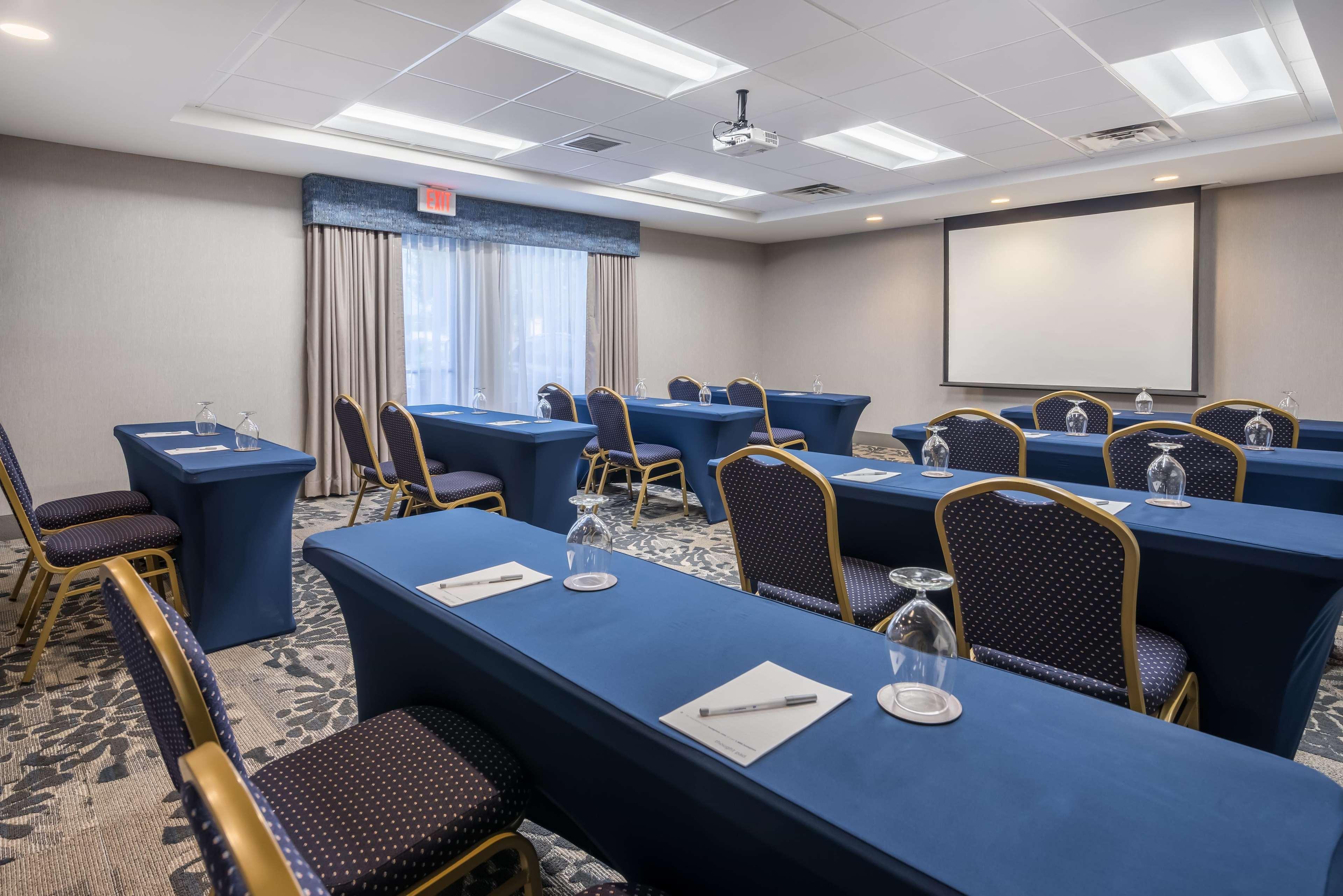 Hampton Inn Plymouth Meeting Bagian luar foto