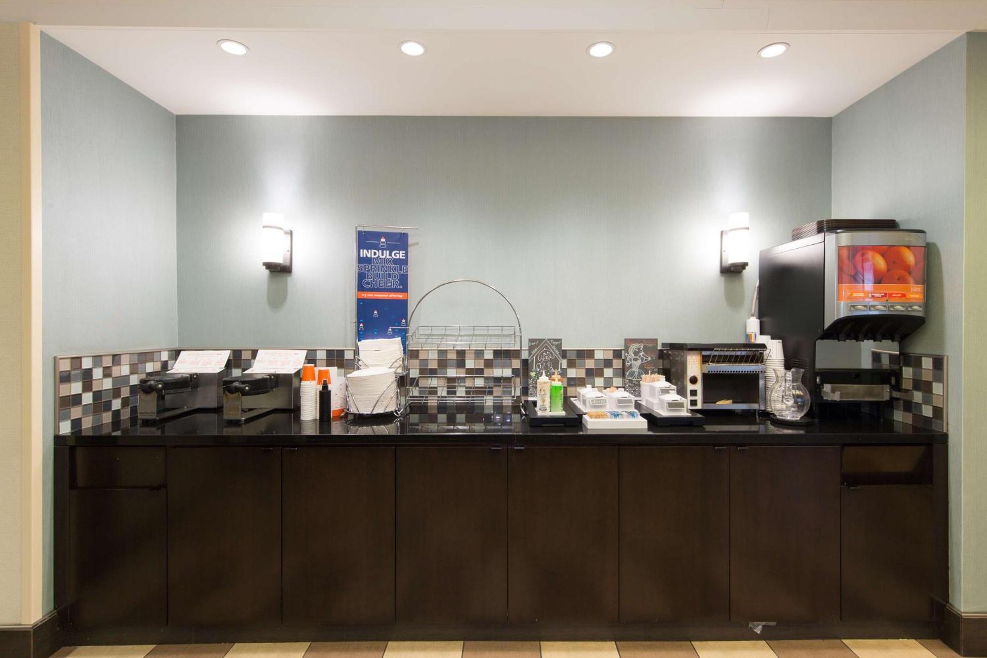 Hampton Inn Plymouth Meeting Bagian luar foto